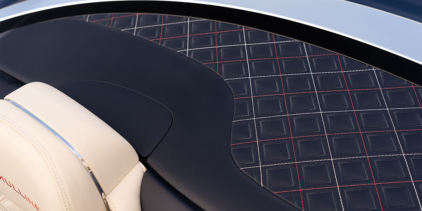 Bentley Barcelona Bentley Continental GTC Mulliner convertible seat and cross stitched tonneau cover